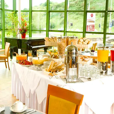 Great National Commons 3*