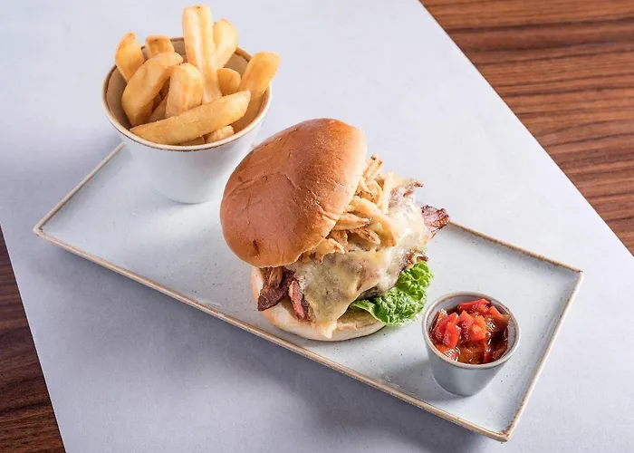 Отель Great National Commons Корк