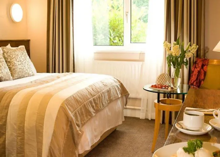 Отель Great National Commons Корк